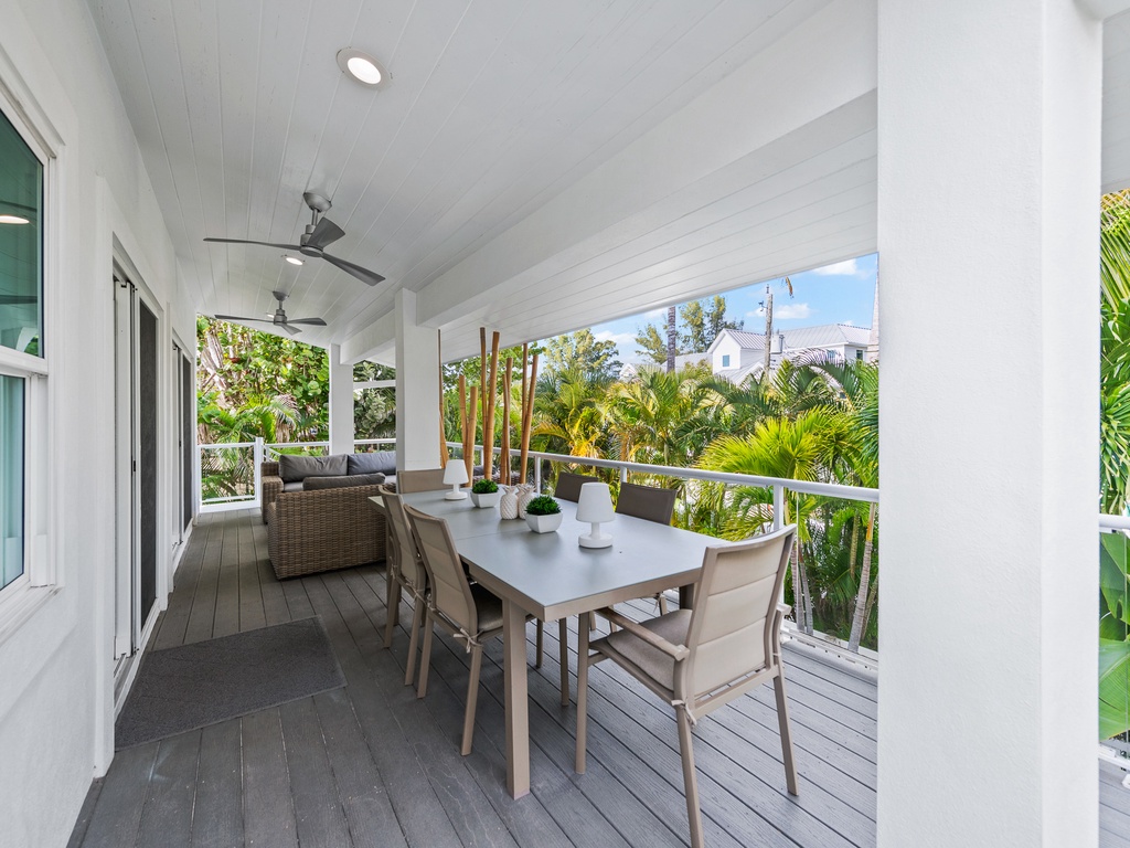 Balcony Dining Area
