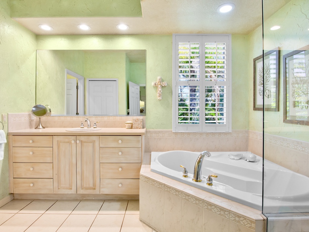 Primary Ensuite Bathroom