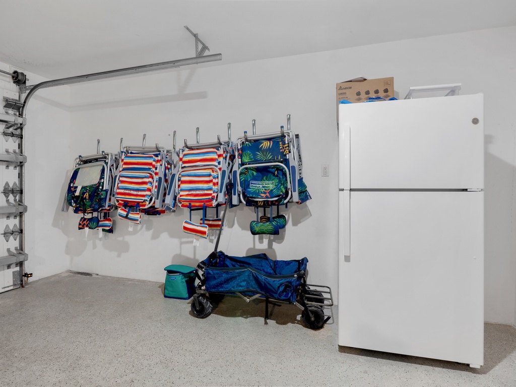 Beach gear storage