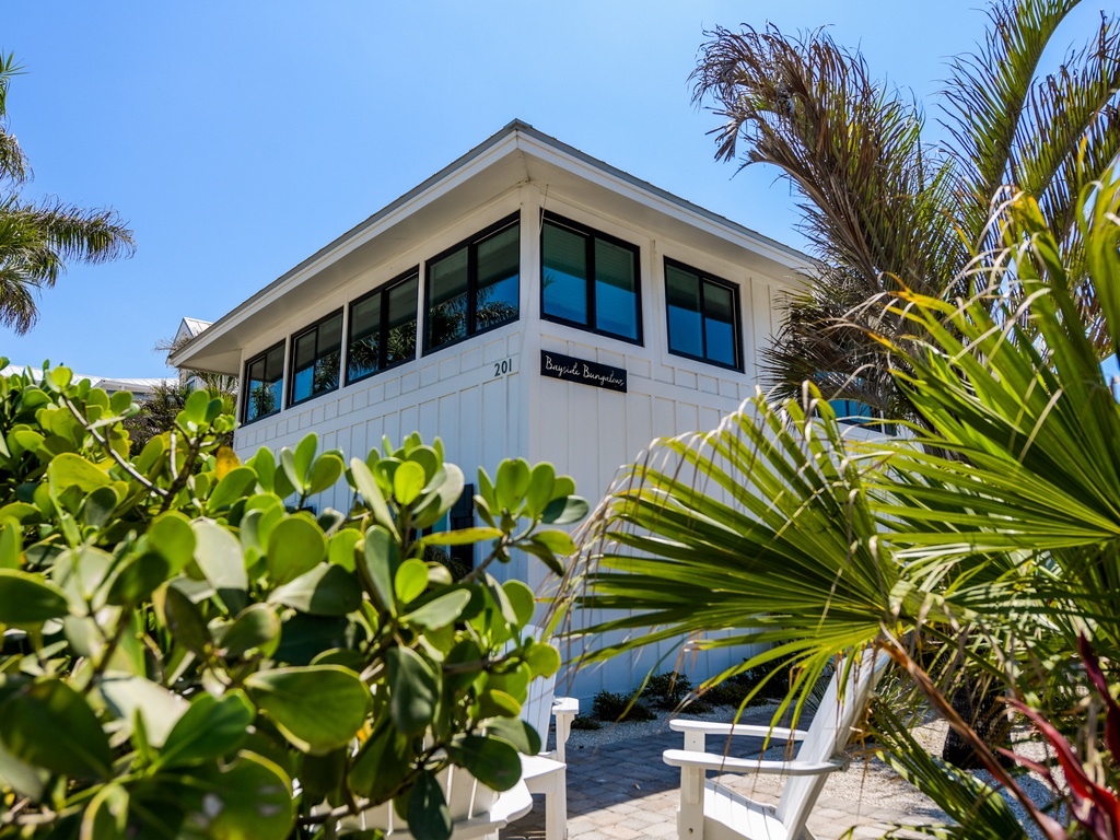 Bay Breezes at Bayside Bungalow by AMI Locals