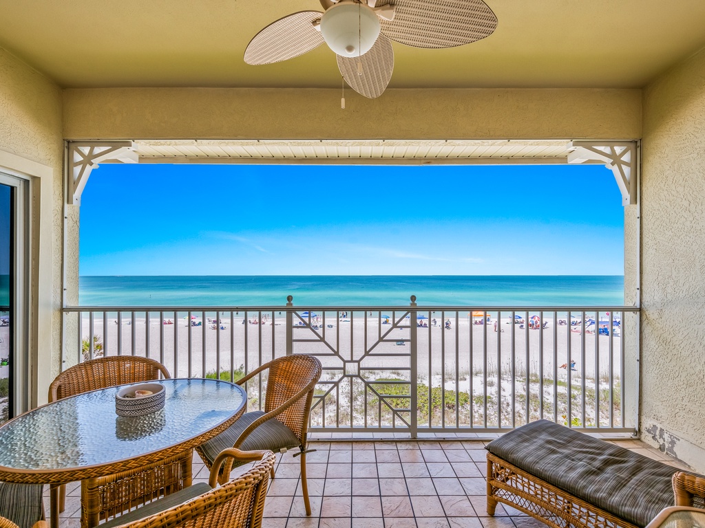 Direct Beach Front