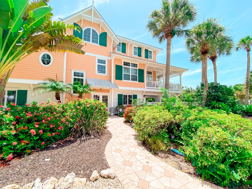 Away to Play by Anna Maria Vacations