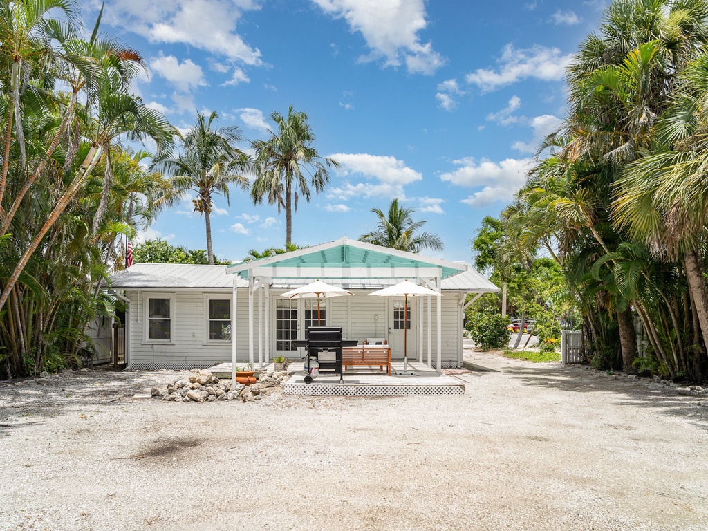 Outdoor Dining, Outdoor Grill