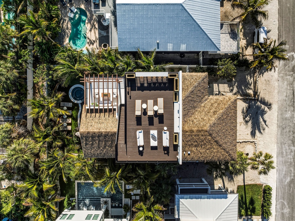 Calypso Current by AMI Locals