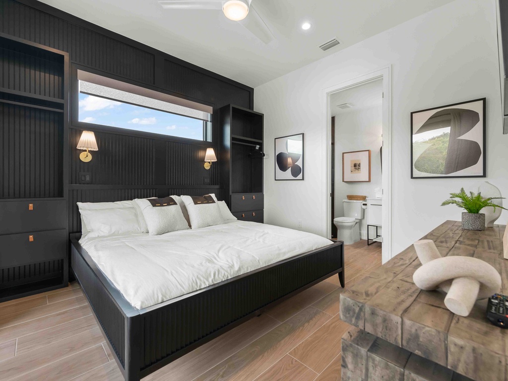 Primary Bedroom - King