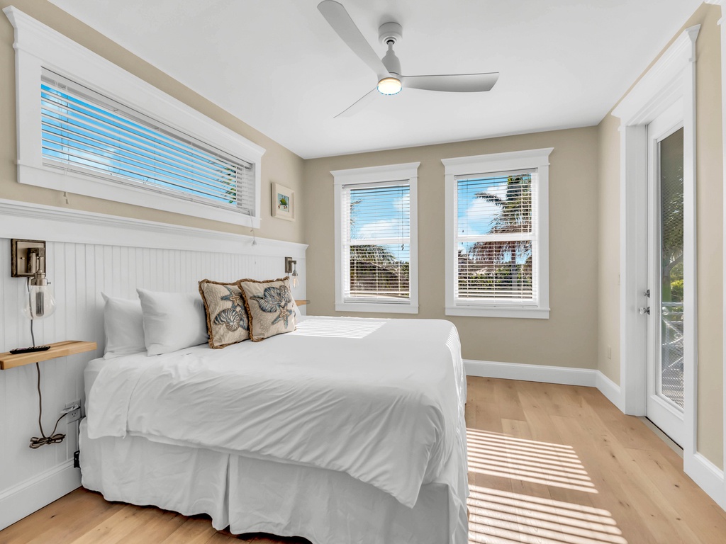 Second Bedroom, King