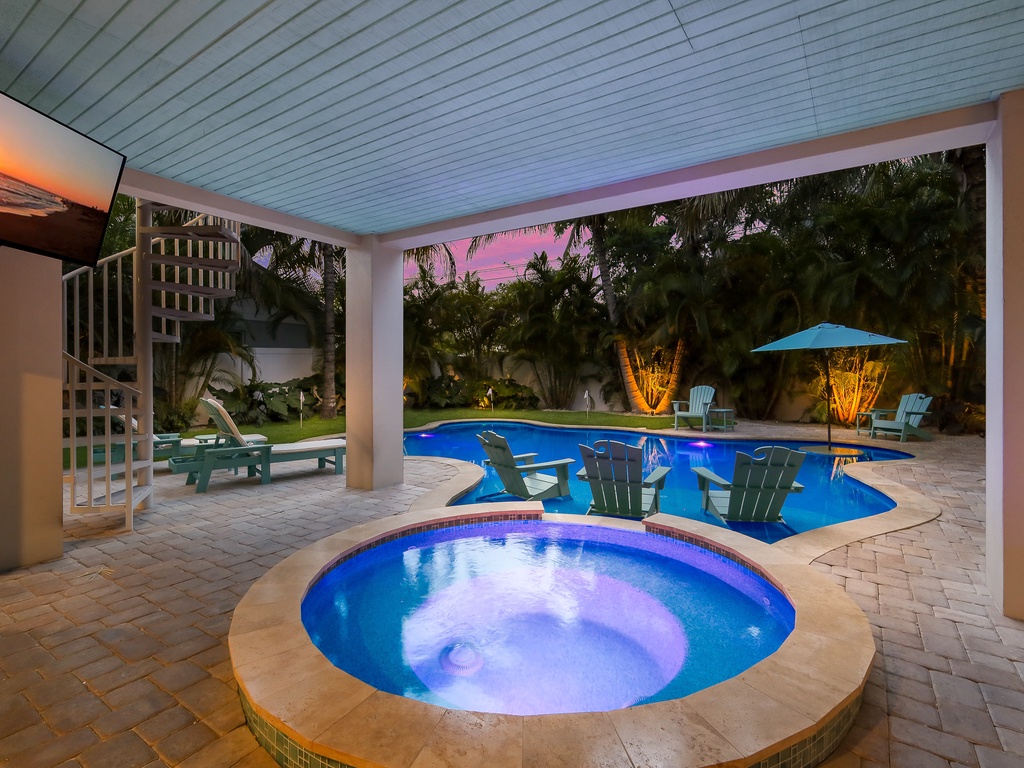 Private Pool and Spa