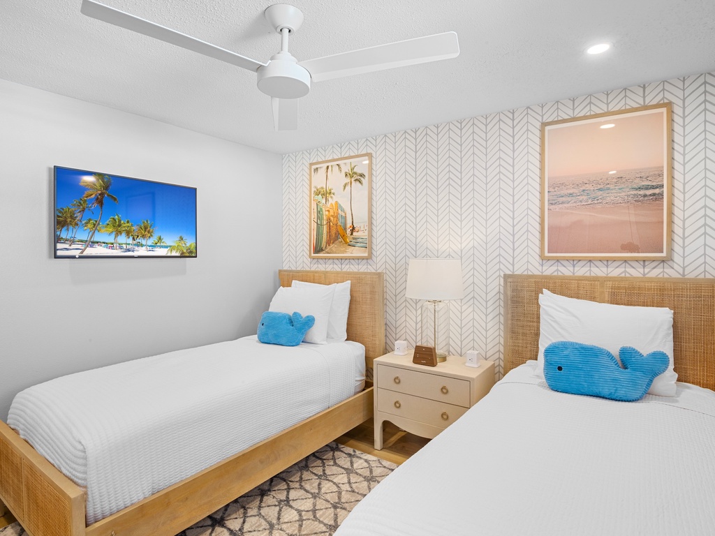 Second Bedroom, Two Twins