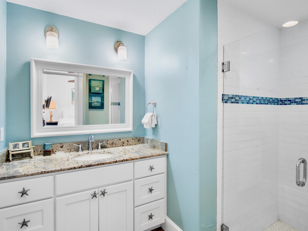 Primary Bathroom, Ensuite