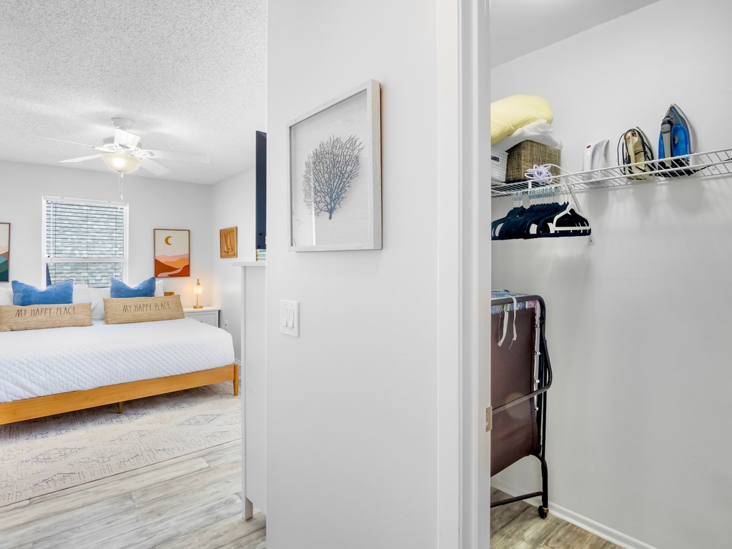 Primary Bedroom, Walk-In Closet