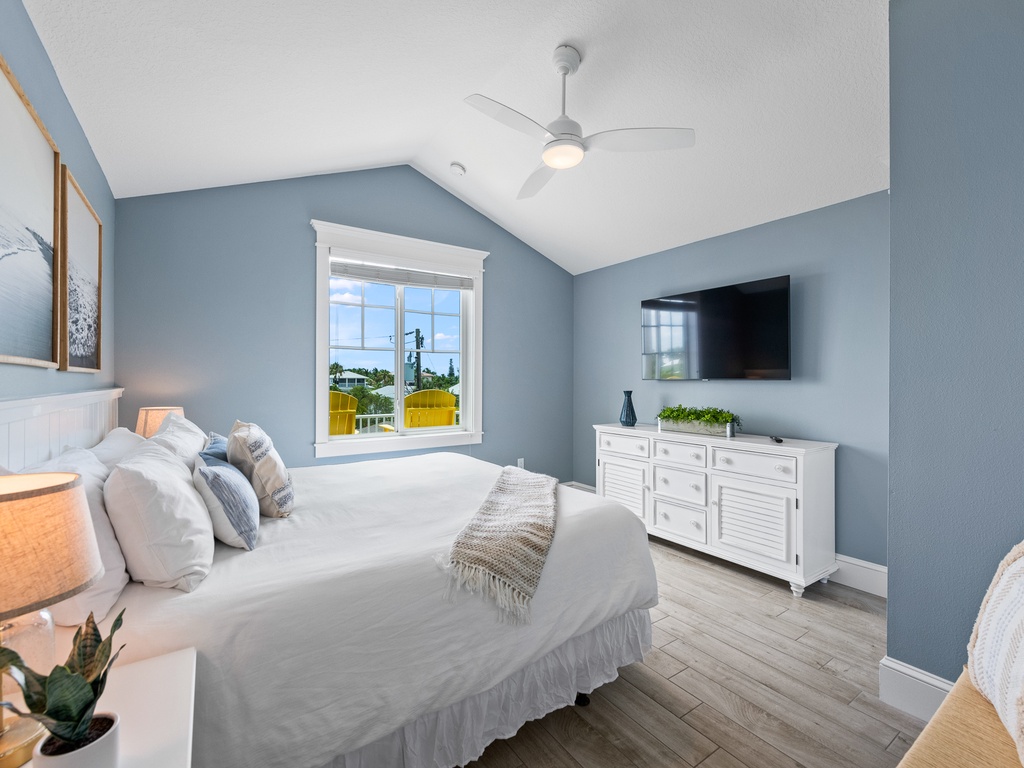 Third Bedroom - King