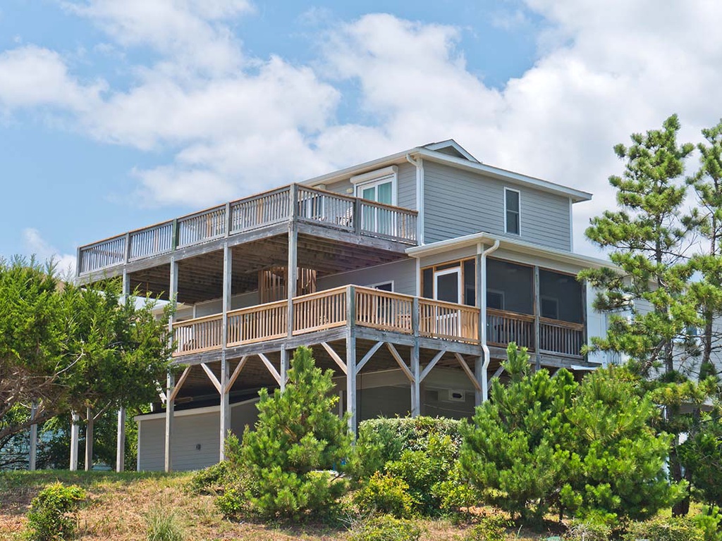 Featured Property Moonshadows