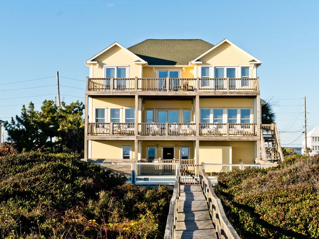 Featured Property Patty's Beach House