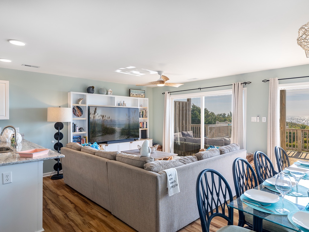 Featured Property Angel's At the Pier West - formerly Conch Out