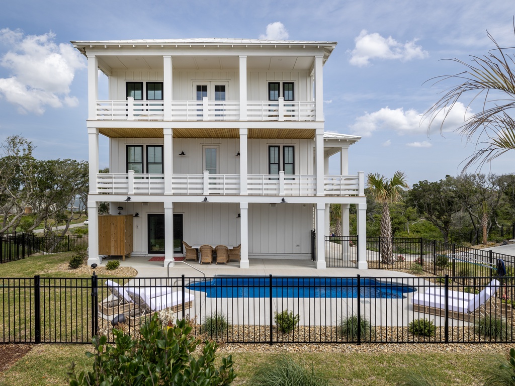 Featured Property Legally Blonde