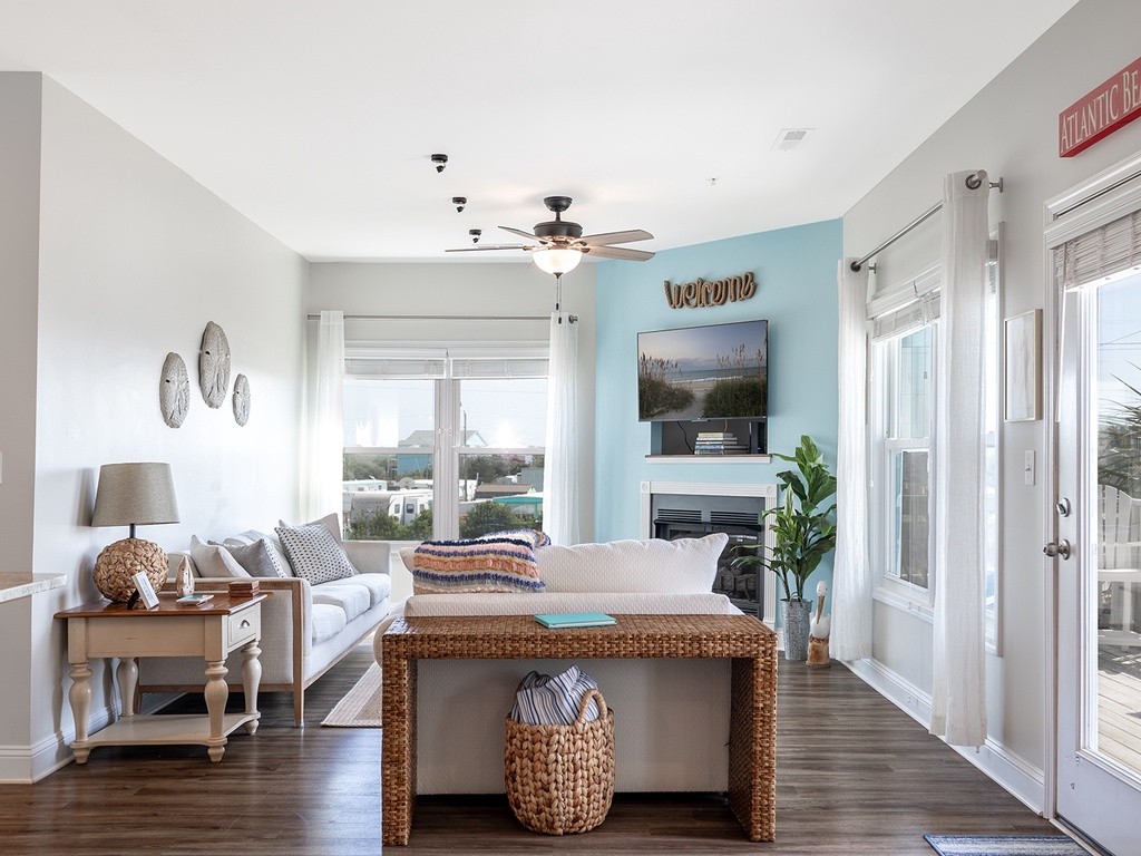 Featured Property Crystal View 104A