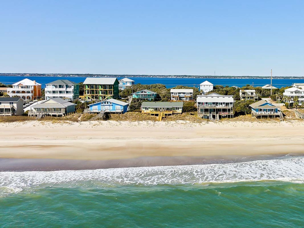 Featured Property Captain's Quarters East