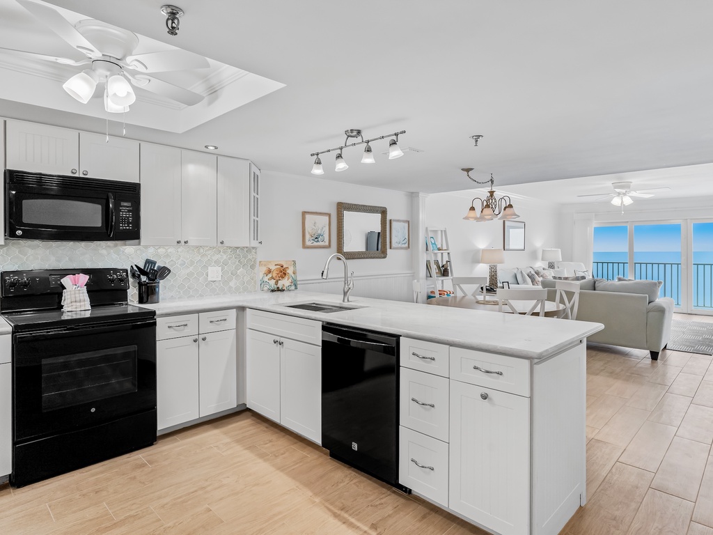 JC Resorts Sand Dollar 510 Kitchen Indian Shores-1(2048 Pixels)17