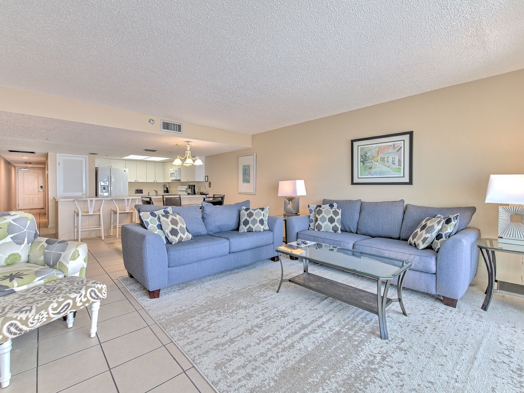 19-web-or-mls-JCResorts Ram Sea RS102 Living Room N Redington Shores-3