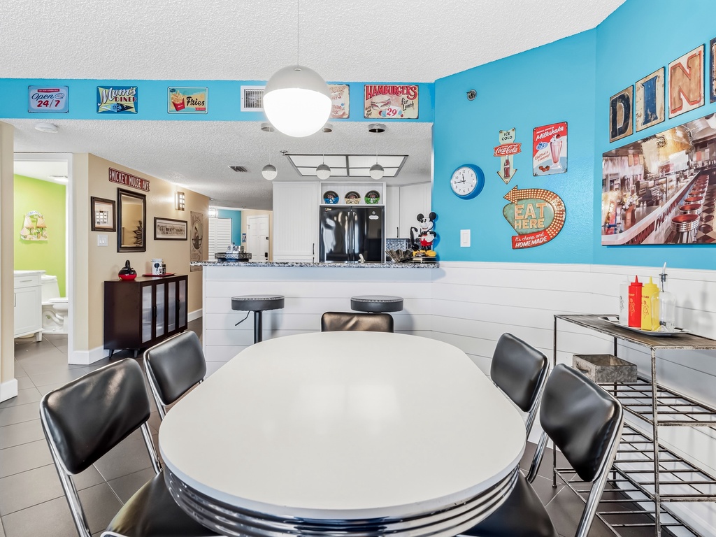 JC Resorts Beach Palms 409 Dining Room Indian Shores-2(2048 Pixels)40