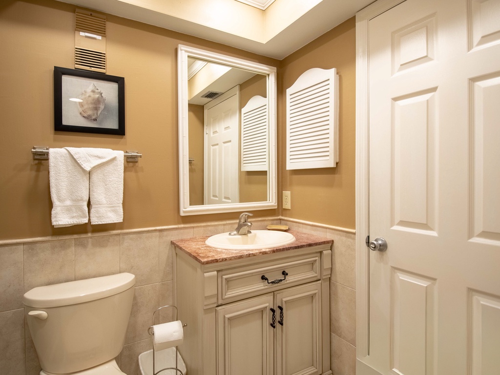 13 JCResortsRamSea106MasterBathroom2NRedingtonBeach-9