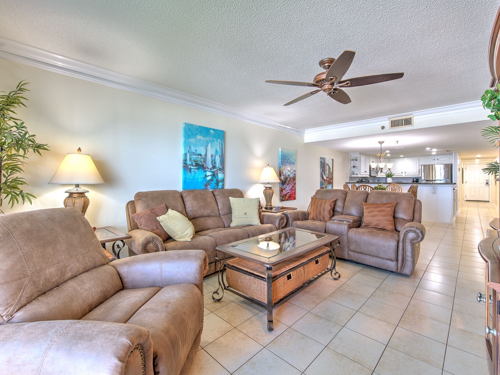 JC Resorts Redington Shores Sea Oats 106 Living room 3