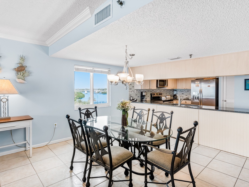 JC Resorts Sand Dollar 511 Dining Room Indian Shores-1(2048 Pixels)13