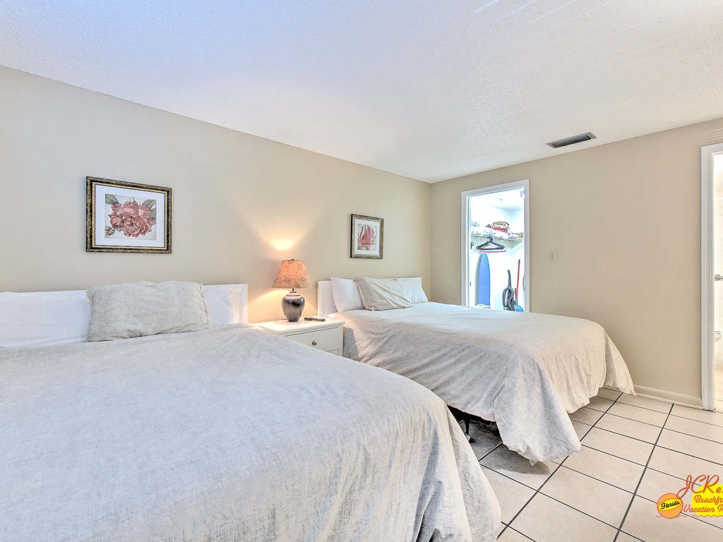 48-web-or-mls-JCResorts Ram Sea RS102 Bed 1 N Redington Shores-2-3