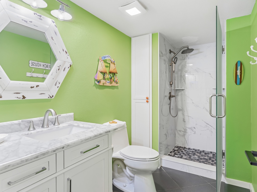 JC Resorts Beach Palms 409 Bathroom 2 Indian Shores-1(2048 Pixels)33