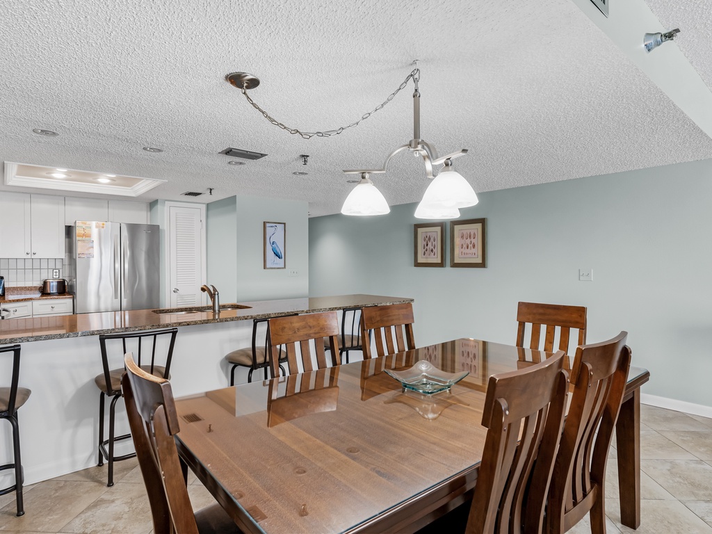 JC Resorts Sand Dollar 309 Dining Room Indian Shores-2(2048 Pixels)14