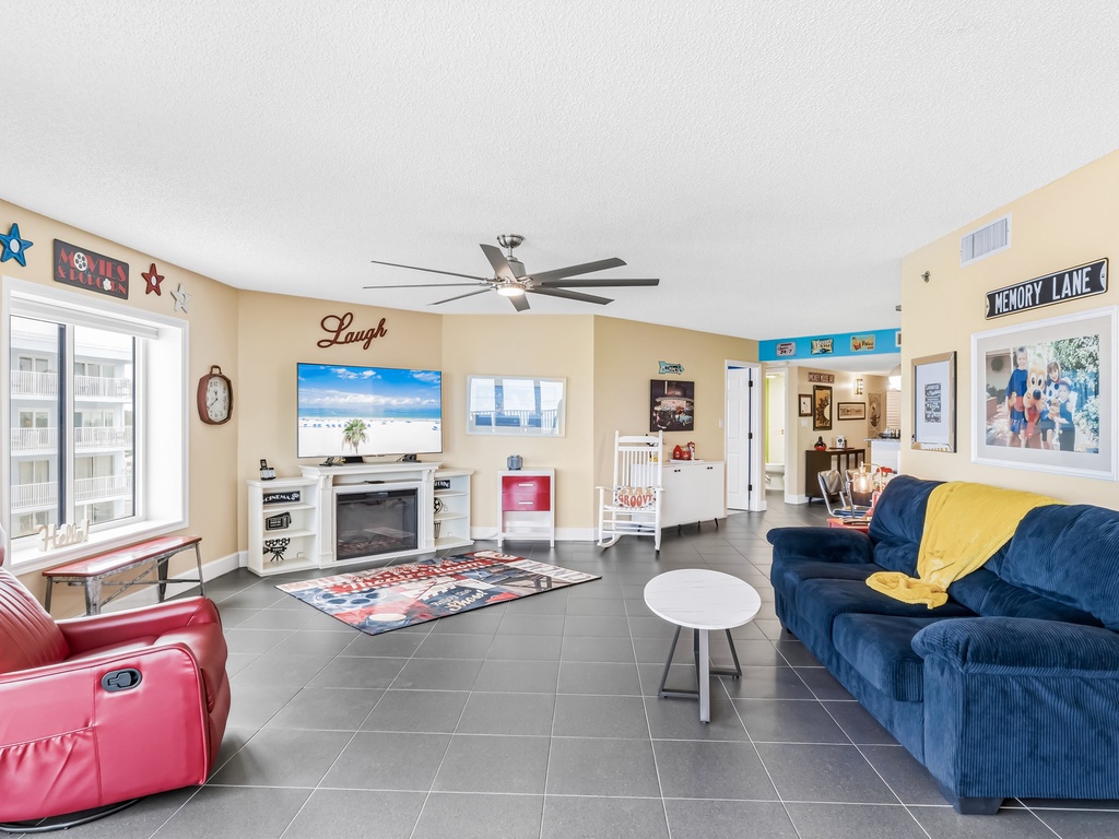 JC Resorts Beach Palms 409 Living Room Indian Shores-3(2048 Pixels)11