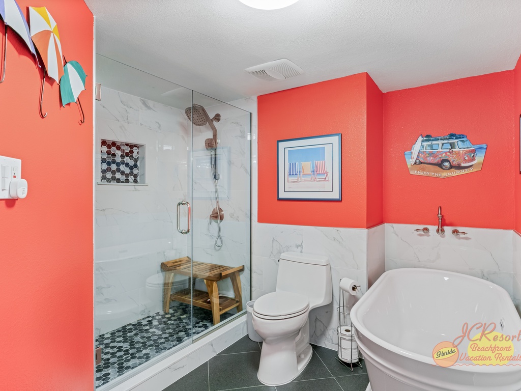 Beach Palms 409 Main bathroom