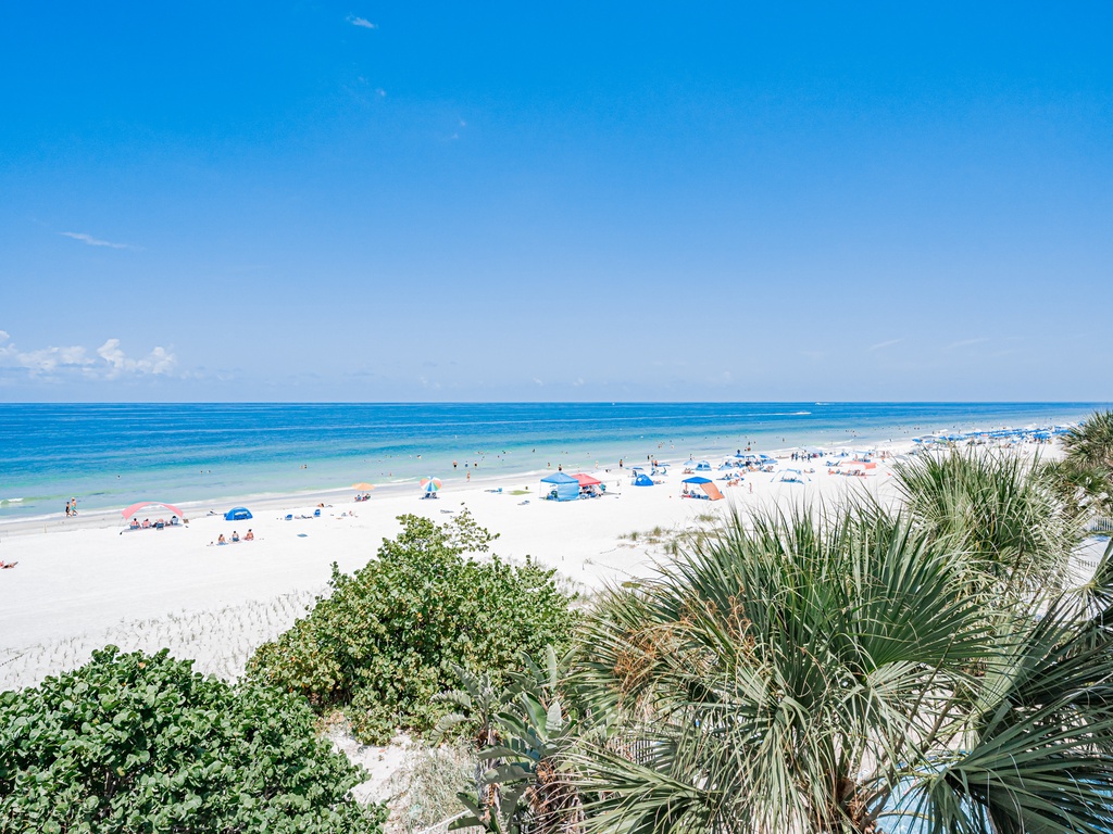 JC Resorts Hamilton House 302 Balcony Indian Rocks Beach-3(2048 Pixels)2