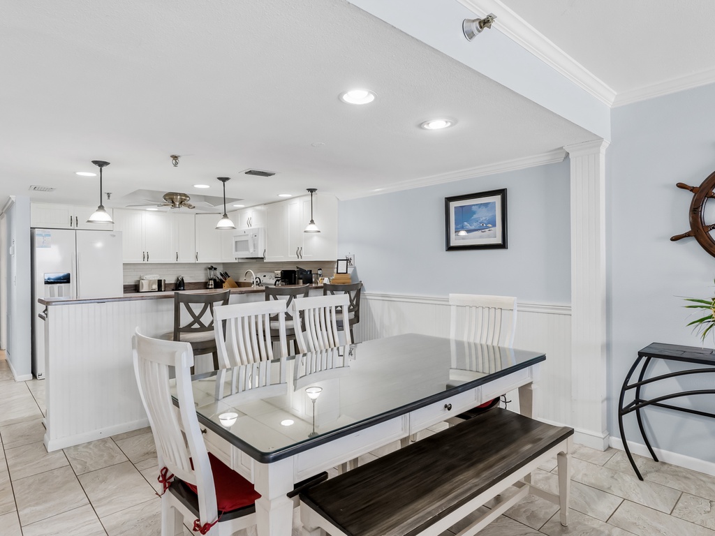 JC Resorts Sand Dollar 407 Dining Room Indian Shores-1(2048 Pixels)13