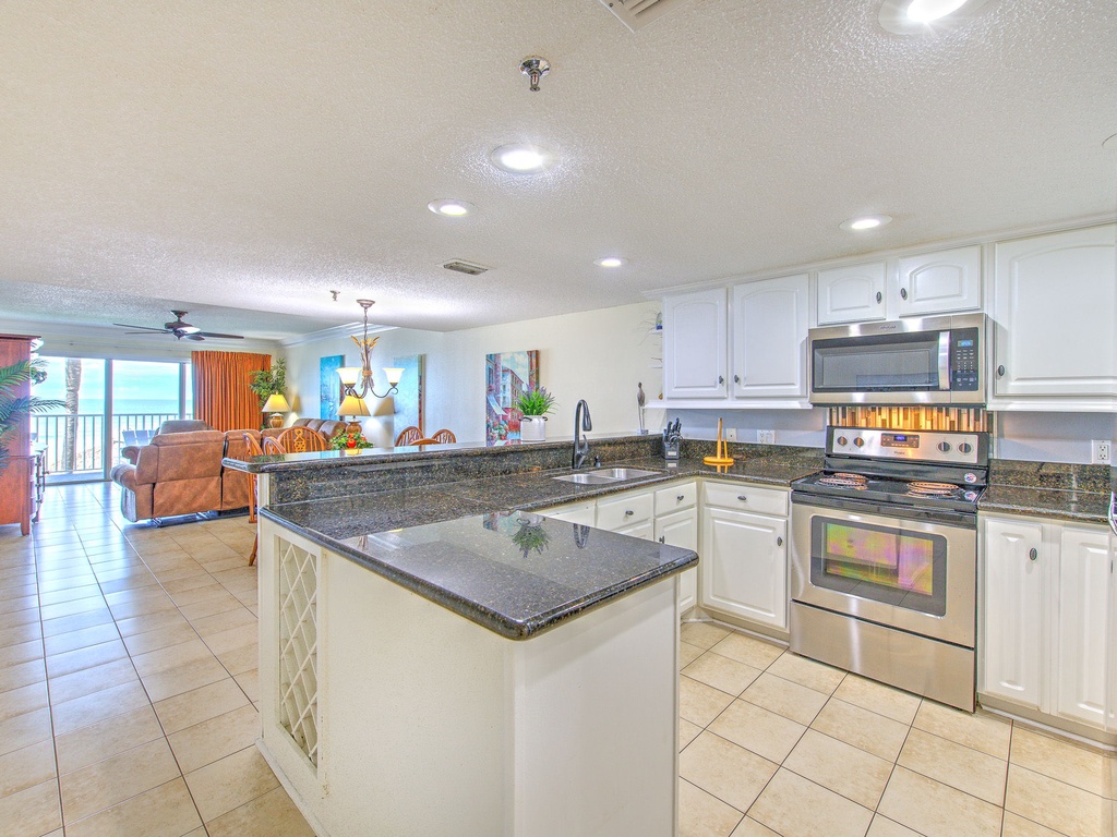 JC Resorts Redington Shores Sea Oats 106 Kitchen 1