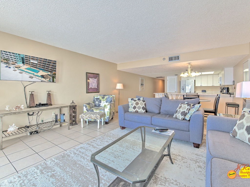 46-web-or-mls-JCResorts Ram Sea RS102 Living Room N Redington Shores-4-18