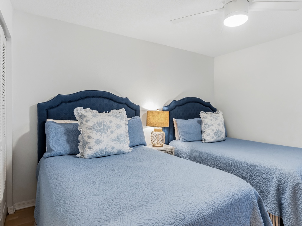 JC Resorts Beach Palms 408 Bedroom 2 Indian Shores-1(2048 Pixels)32