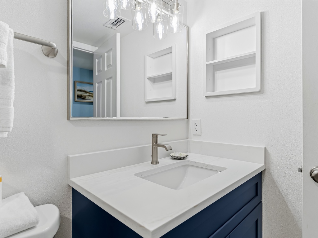 JC Resorts Sand Dollar 511 Bathroom 2 Indian Shores-2(2048 Pixels)28