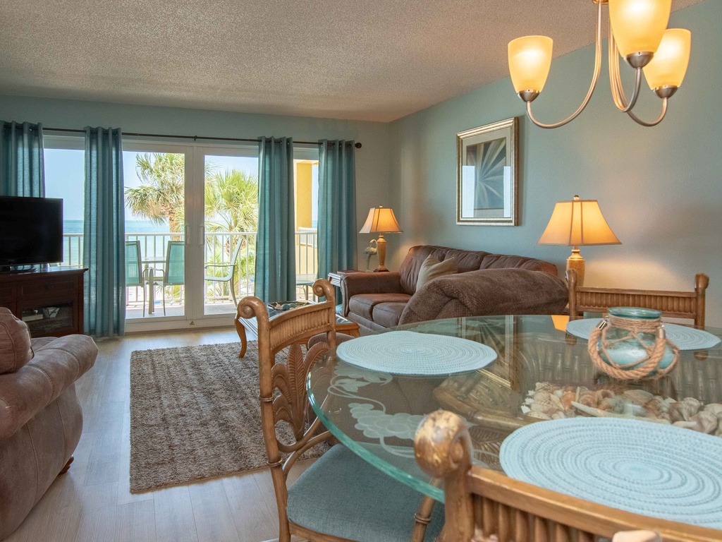 5 JCResortsRamSea106DiningRoom2NRedingtonBeach-4