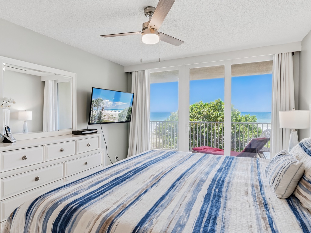 JC Resorts Hamilton House Bedroom 1 Indian Rocks Beach-2(2048 Pixels)22