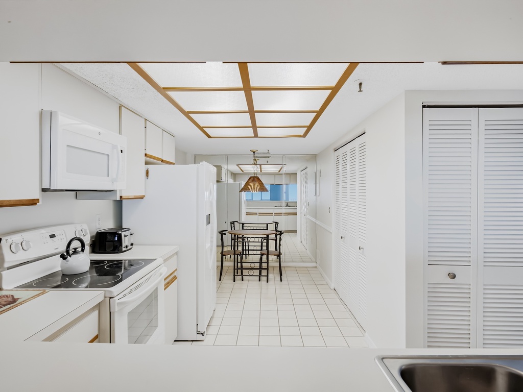 Beach Cottage 1109 at JC Resorts