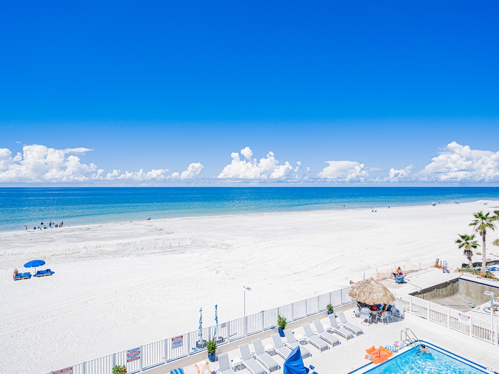 JC Resorts Sand Dollar 309 Balcony Indian Shores-3(2048 Pixels)3