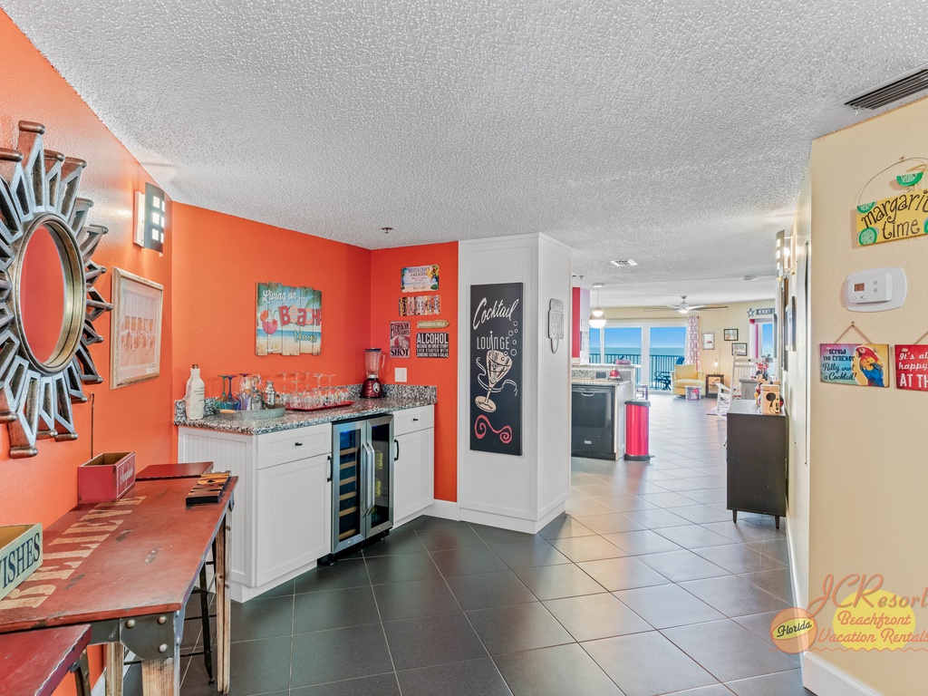 Beach Palms 409 Entry with washer & dryer