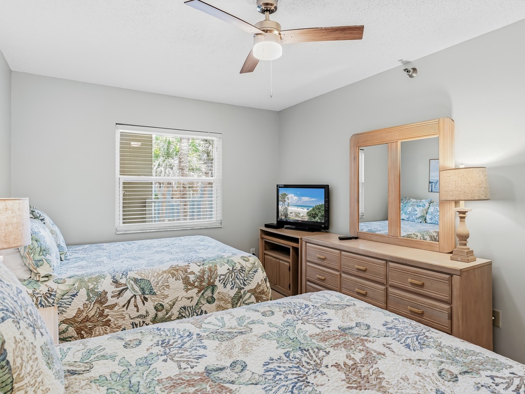 JC Resorts Hamilton House Bedroom 2 Indian Rocks Beach-2(2048 Pixels)24