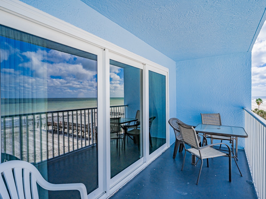 JC Resorts Sand Dollar 409 Balcony Indian Shores-8(2048 Pixels)6