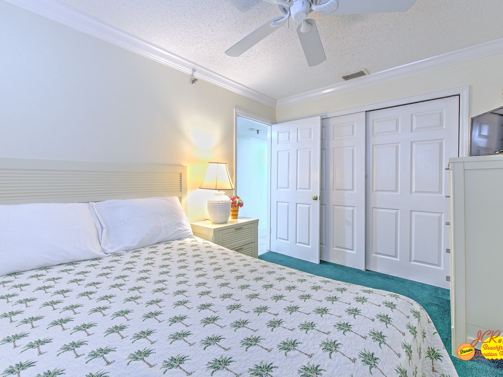 JC Resorts Redington Shores Sea Oats 106 3rd bedroom