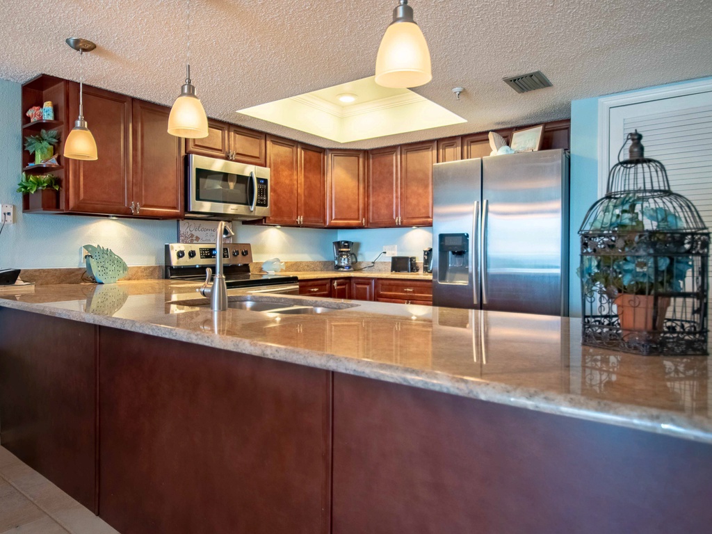 6 JCResortsRamSea106Kitchen1NRedingtonBeach-6