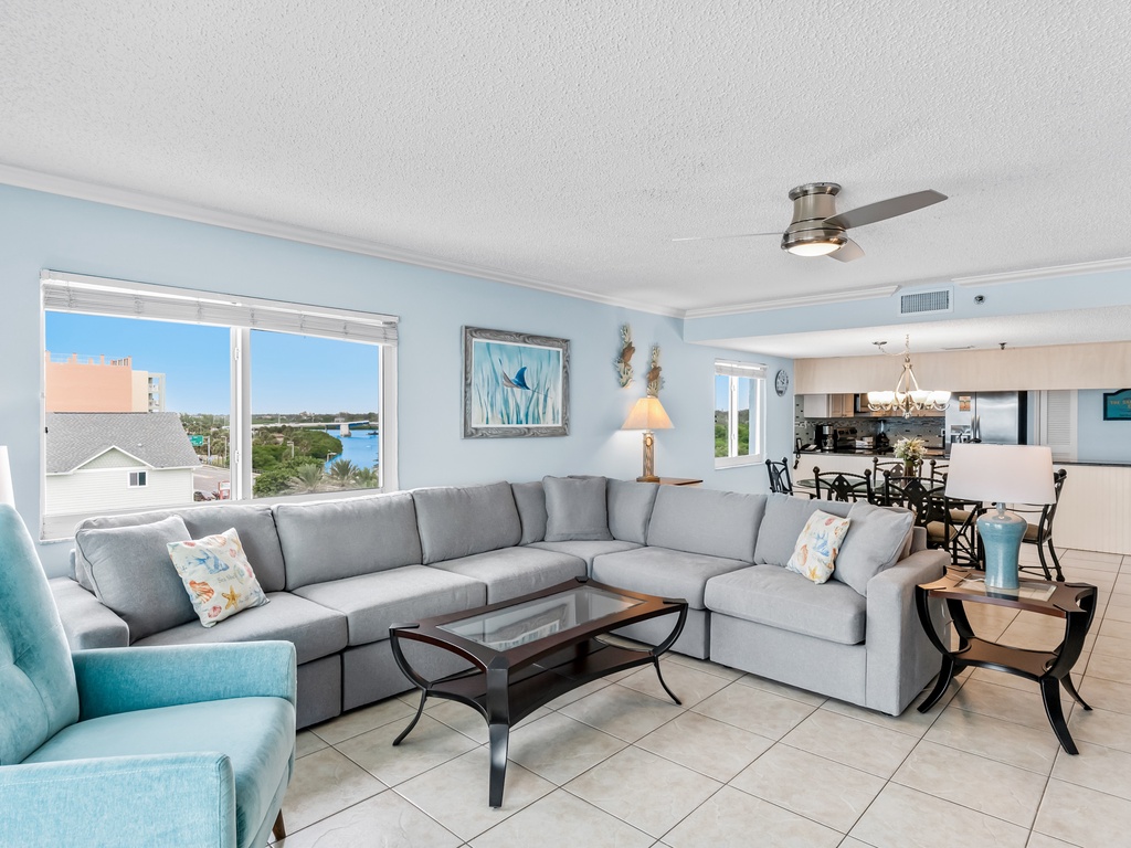 JC Resorts Sand Dollar 511 Living Room Indian Shores-3(2048 Pixels)9