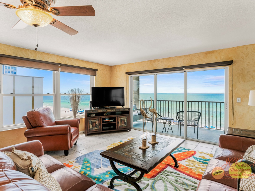 Sea Oats 501 Living room