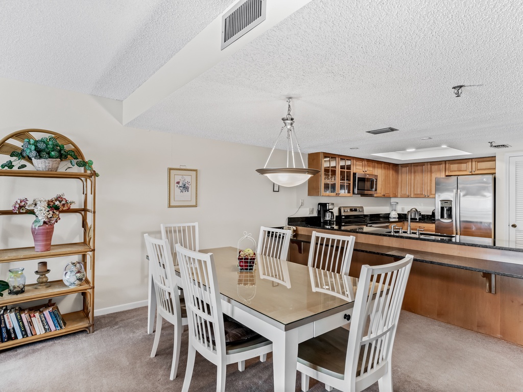 JC Resorts Sand Dollar 409 Dining Room Indian Shores-1(2048 Pixels)14
